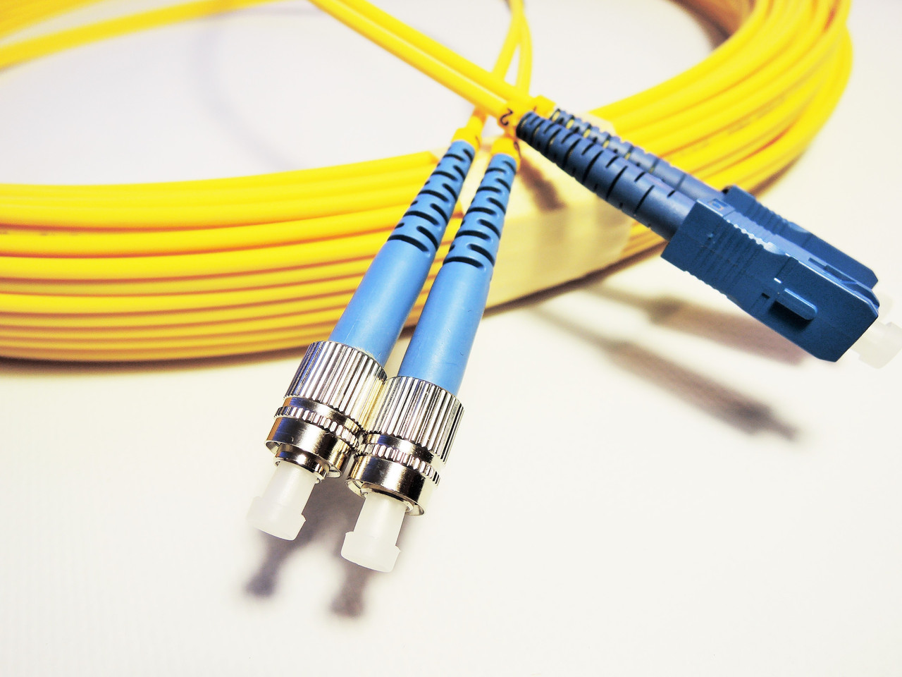 Fc/upc-lc/upc duplex lszh 3м. Sc upc sc apc патчкорд. 657. *патчкорд оптич. Патч корд оптический fc sc duplex.