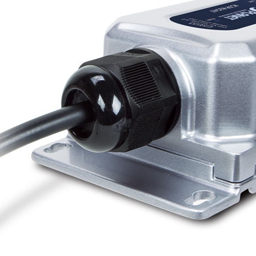 Промышленный медиаконвертер IP67 1000BASE-X SFP в 10/100/1000BASE-T 802.3at PoE+ PoE+ - IGTP-825AT