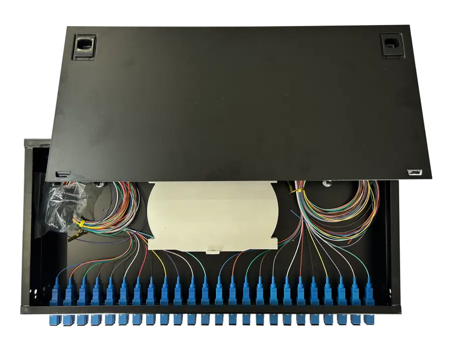 RMF-1 Оптическая патч панель (ODF) 1U с верхней крышкой, с фиксатором